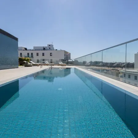 Soft Modern Flat With Pool & Gym By Lovelystay * Лісабон