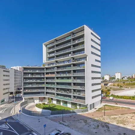 Appartement Soft Modern Flat With Pool & Gym By Lovelystay Lisboa