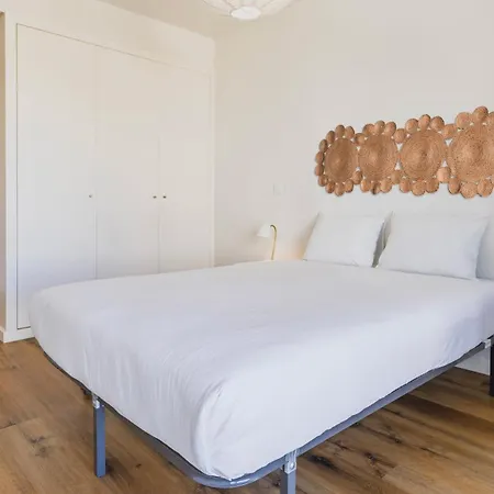 Soft Modern Flat With Pool & Gym By Lovelystay Appartement Lissabon