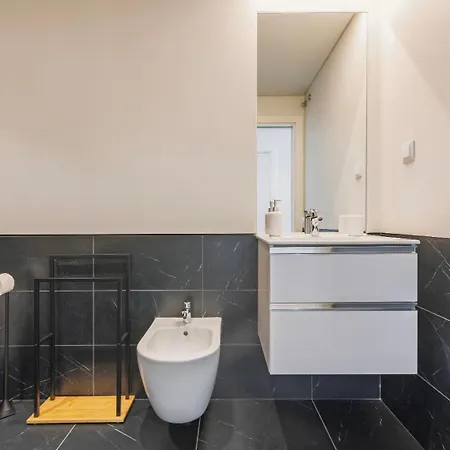 Soft Modern Flat With Pool & Gym By Lovelystay * Lisboa