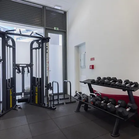 Soft Modern Flat With Pool & Gym By Lovelystay * Lisboa